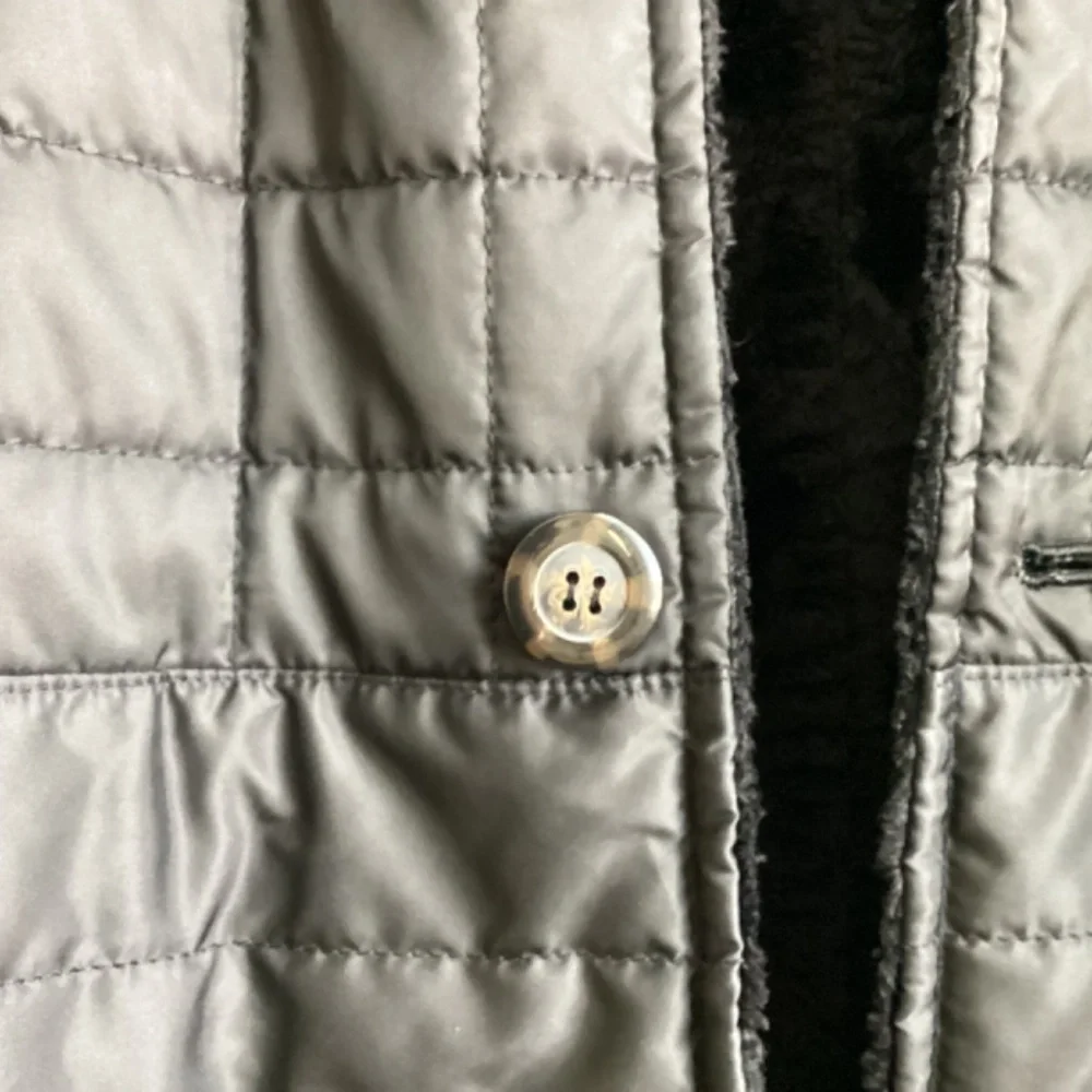 Laundry by Shelli Segal, NWOT, black, reversible faux fur/puffer, sz L, midi - Picture 9 of 11